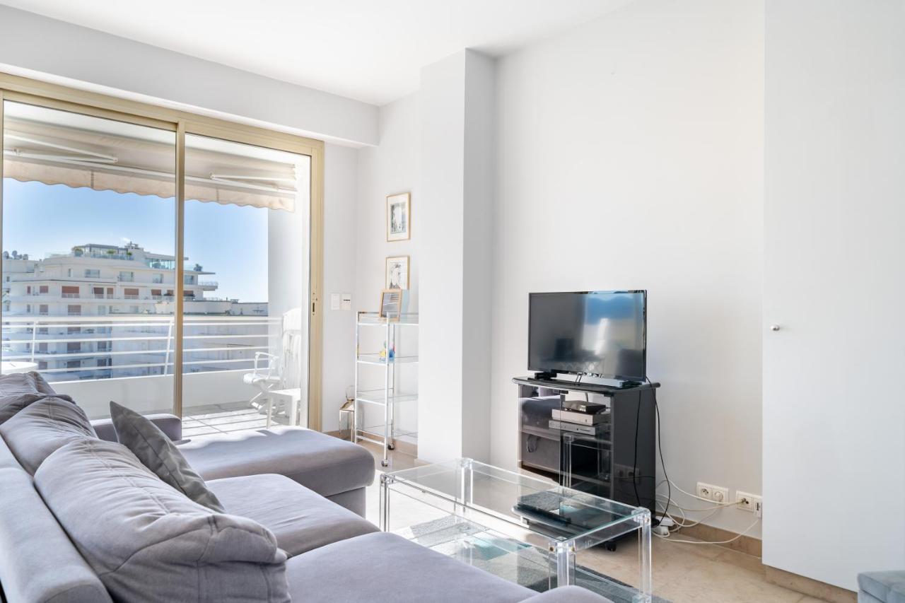 Palm Beach- Free Wifi- Parking- Sea View Apartment Cannes Exterior photo